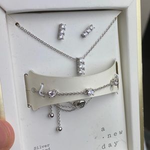 NEW earring and necklace set / a. new. day.